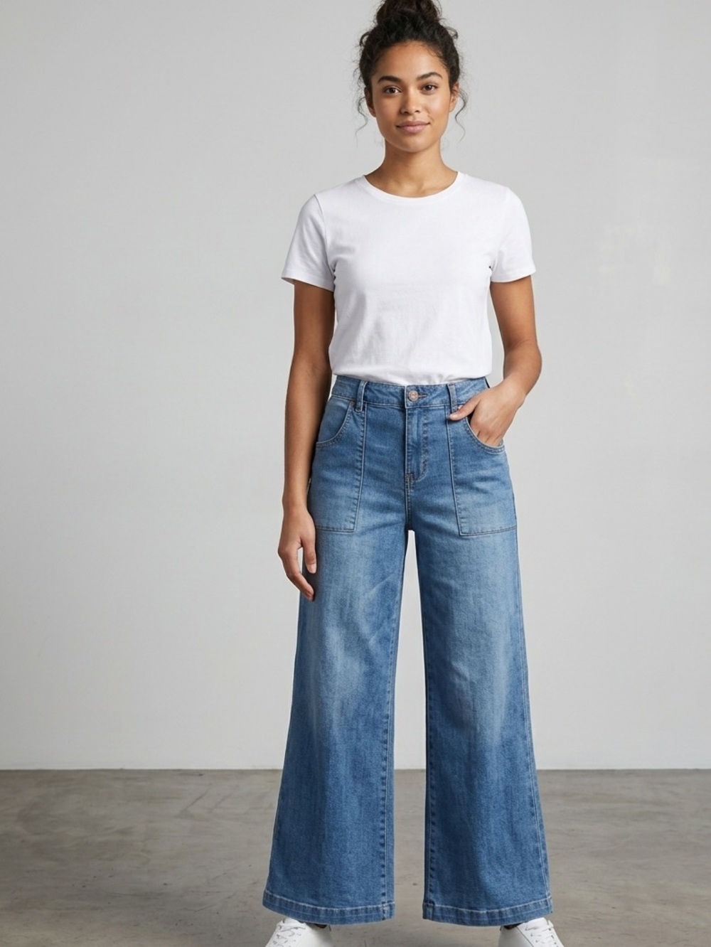 1822 Denim Wide Leg Patch Pocket Jeans Medium Wash Size 6 Excellent Condition - Picture 2 of 4
